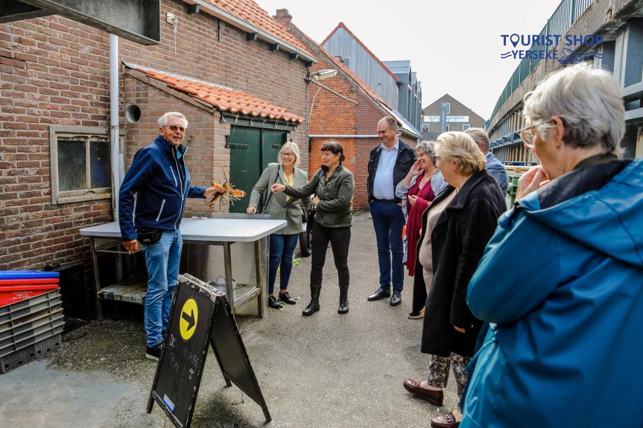 Вілла Landelijk Gelegen Familieboerderij Oudelande Екстер'єр фото